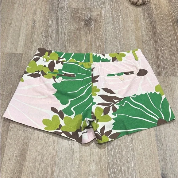 J-Crew Women’s Tropical Floral Green and Pink Shorts Vintage Y2K Low Fit Size 4 - Picture 3 of 8